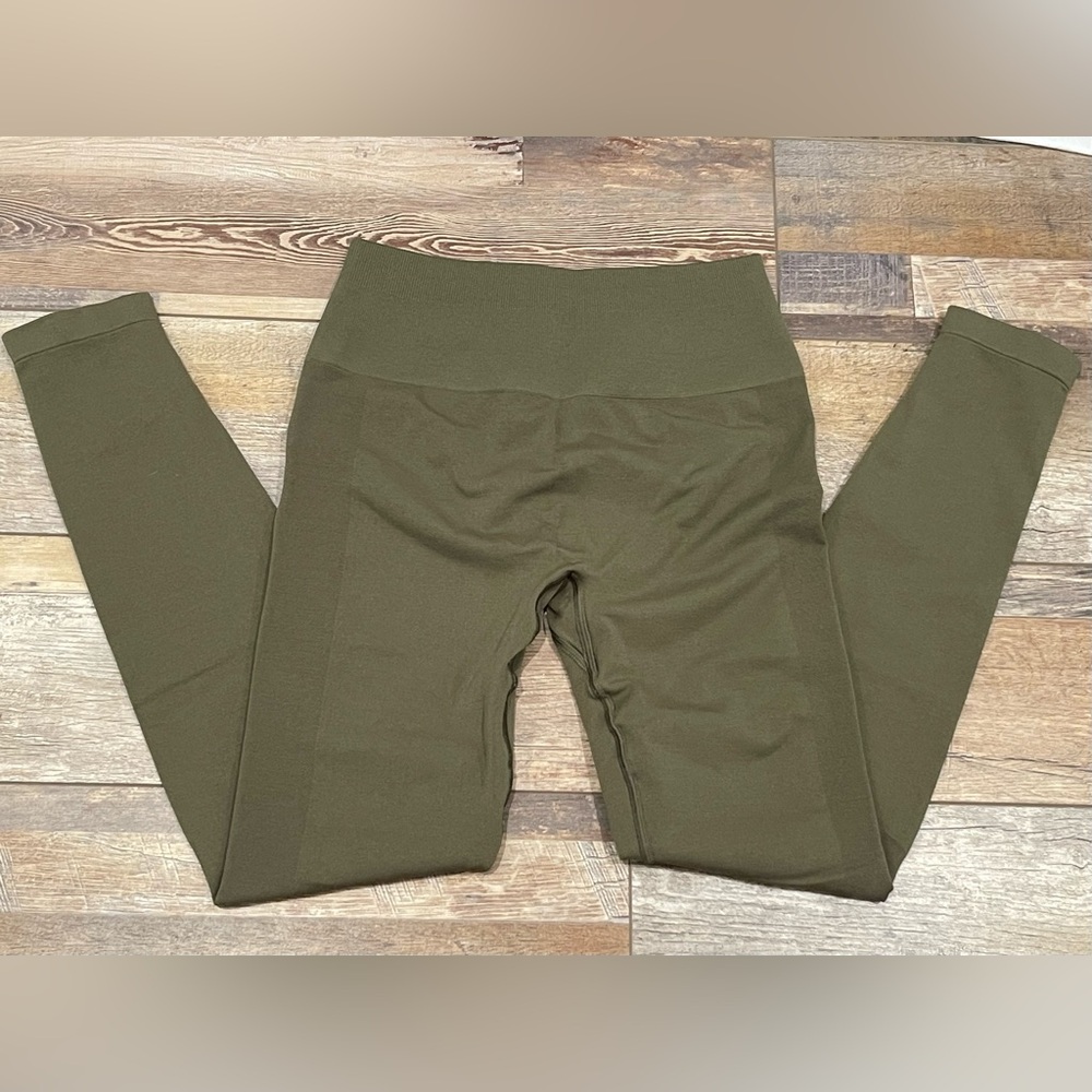 Alphalete Amplify Leggings - Oak SMALL